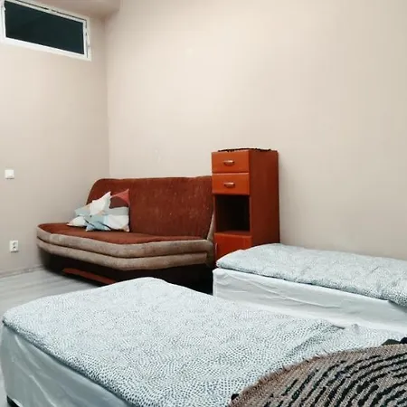 Хостел Tanie Spanie Przy Malcie - Zameldowanie Bezobslugowe -