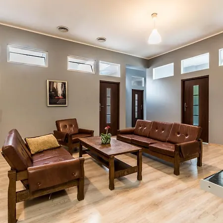 Tanie Spanie Przy Malcie - Zameldowanie Bezobslugowe - Познань