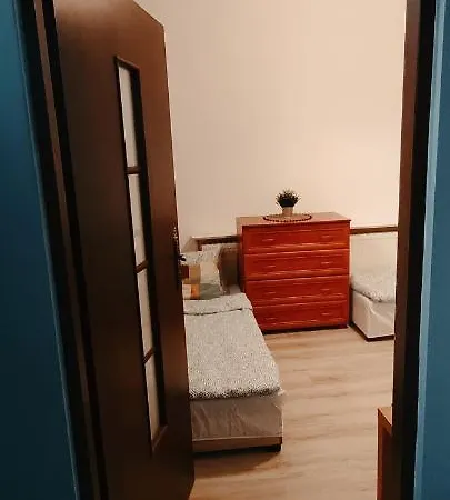 Tanie Spanie Przy Malcie - Zameldowanie Bezobslugowe - * Познань