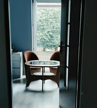 Hostel Tanie Spanie Przy Malcie - Zameldowanie Bezobslugowe - Poznaň