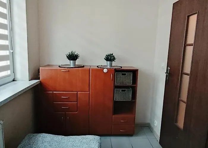 ホステル Tanie Spanie Przy Malcie - Zameldowanie Bezobslugowe -