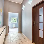 Hostel Tanie Spanie Przy Malcie - Zameldowanie Bezobslugowe - *