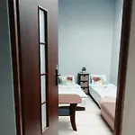 Tanie Spanie Przy Malcie - Zameldowanie Bezobslugowe - Poznan