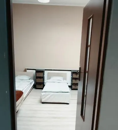Tanie Spanie Przy Malcie - Zameldowanie Bezobslugowe - Hostel Poznań
