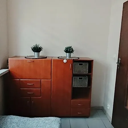 Хостел Tanie Spanie Przy Malcie - Zameldowanie Bezobslugowe -