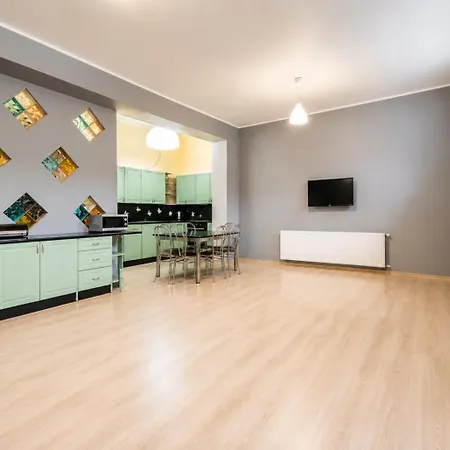 Tanie Spanie Przy Malcie - Zameldowanie Bezobslugowe - Hostel Poznań