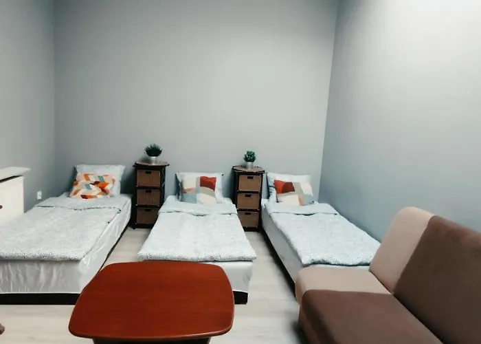 Tanie Spanie Przy Malcie - Zameldowanie Bezobslugowe - Poznan